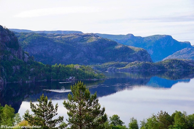 Beautiful lakes on the way down from Preikestolen